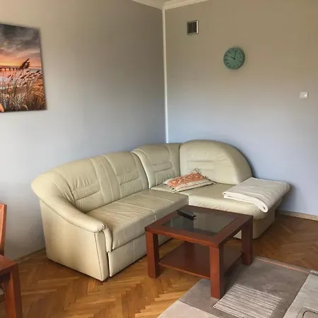 Apartament Roma ギジツコ